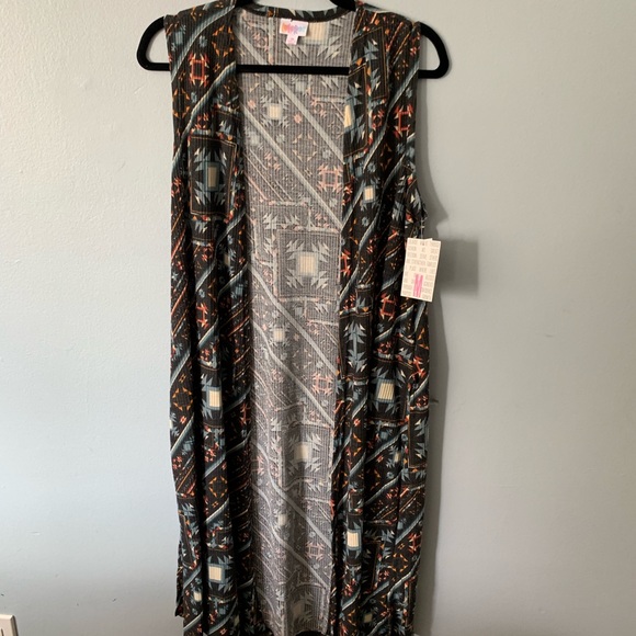LuLaRoe Joy Vest - Medium - Picture 1 of 4
